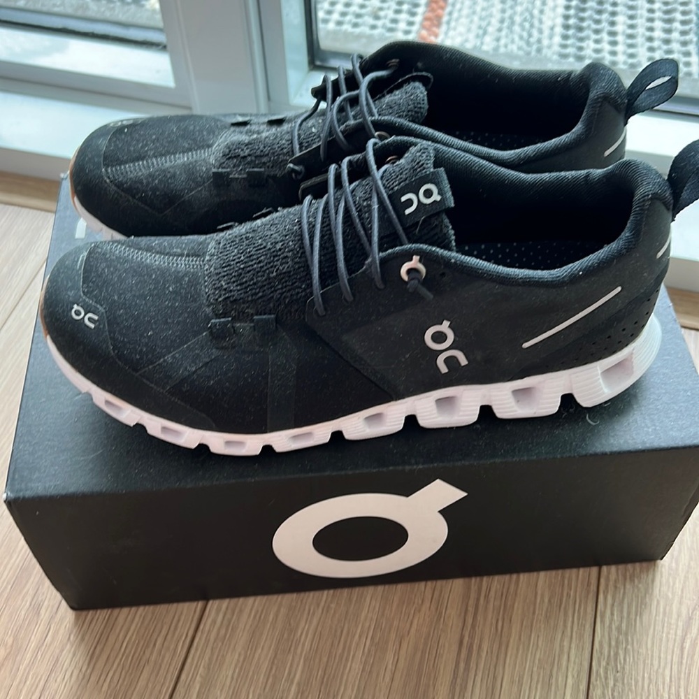 On Running New with Box Black Cloud Terry Shoes